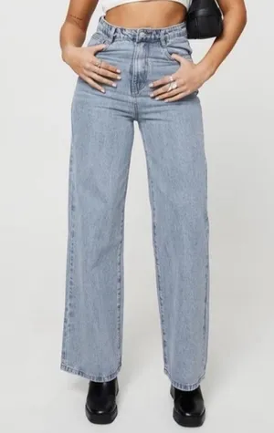 Princess Polly High Rise Straight Leg Stovepipe Jeans Light Wash Women’s Size 6 thumbnail 1