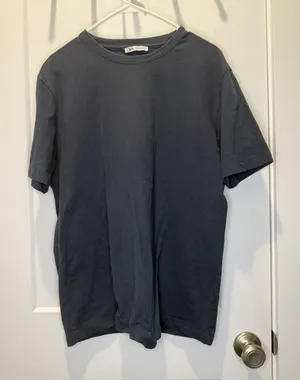 Zara T-Shirt Women’s Large Navy Blue Crew Neck Short Sleeve Basic Top Tee Cotton thumbnail 1