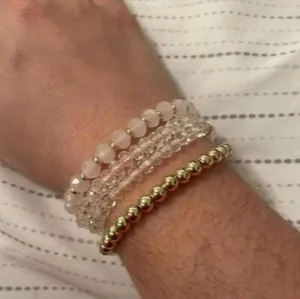 NWOT Set of 4 Beaded Stretch Bracelets thumbnail 1