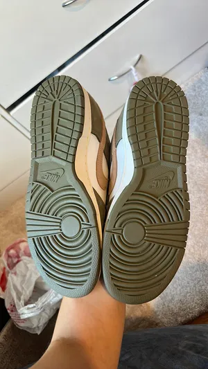 Nike Dunk Low thumbnail 2