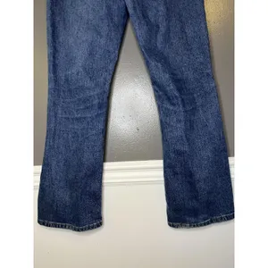 Levis Relaxed Boot Cut Jeans Womens 12 Blue Medium Wash Stretch Denim Pants thumbnail 7