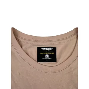 Wrangler - Yellowstone Dutton Ranch Tee in Pink thumbnail 2