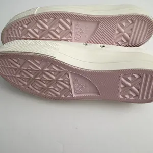 Converse Chuck Taylor All Star Lift Matte Satin thumbnail 1