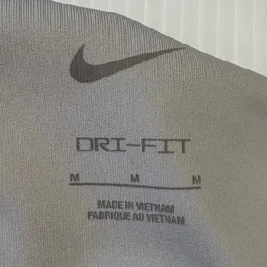 Nike Air Max Sports Bra‎ Womens Medium Grey Yellow Dri-FIT Activewear thumbnail 5