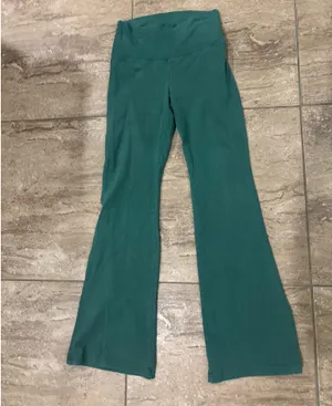 Aritzia TNA chill atmosphere flare yoga pants thumbnail 2
