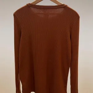 American Eagle Soft & Sexy Plush Ribbed Long Sleeve Top Size Small Rust‎ thumbnail 2