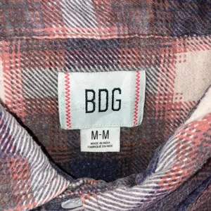 BDG Plaid Flannel Shirt Women M Raw Hem L/S Indie‎ Western Boho Retro Boxy Cabin thumbnail 11