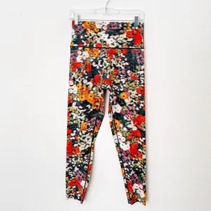 [Aerie] Offline Pixelated Floral Print Shadow 3D High Rise Leggings Size Large L thumbnail 3
