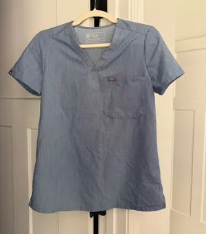 FIGS Blue V-Neck‎ Catarina One-Pocket Scrub Top Short Sleeve Heather indigo thumbnail 1