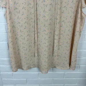 Adrianna Papell Lightweight Sheer Floral Short Sleeve Blouse Top Size XL thumbnail 4