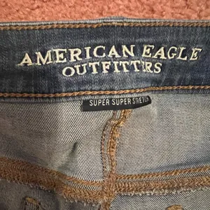 American eagle jeans shorts thumbnail 3