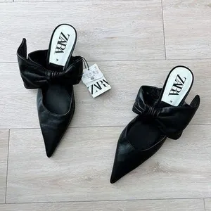 Zara Leather Bow Heels thumbnail 1