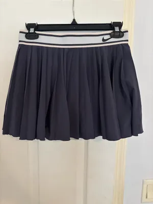 Nike Court Victory Pleated Tennis Skirt/Skort Sz Med Dark Plum Purple 933218009 thumbnail 2