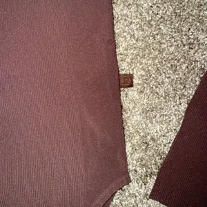 Lululemon Ribbed Long Sleeve Bodysuit Women XS/S Brown Good Espresso Scoop Neck‎ thumbnail 2