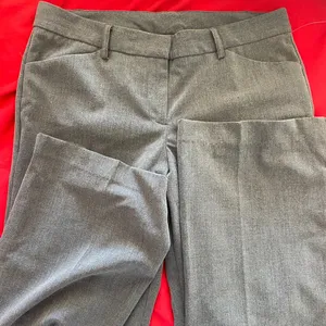 Woman pants Size 8 thumbnail 3