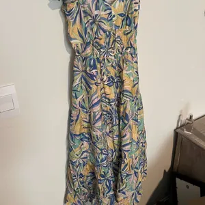 &merci Love Forever Floral Print Cut Out‎ Back Midi Dress Blue Multi M thumbnail 8