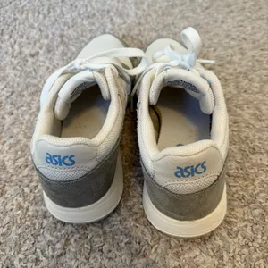ASICS Lyte Classic Women’s Sneakers in Cream/Soft Sky Blue Color Size 6 thumbnail 12