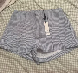 Olivaceous - Striped Seersucker High-Waist Women’s Shorts — Blue/White thumbnail 1