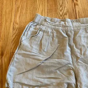 A new day‎ khaki shorts size medium elastic waist thumbnail 2