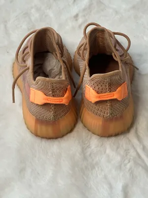 Yeezy Boost 350 V2 “Clay” — Size 8 Men’s thumbnail 3