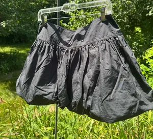 Aritzia Sunday Best bubble mini skirt thumbnail 1