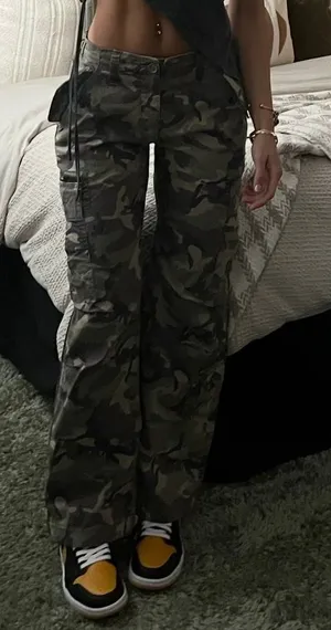 Abercrombie Camo Pants Cargo thumbnail 1