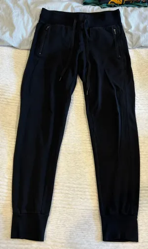 Zella Black Joggers thumbnail 2