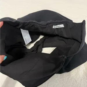 Abercrombie & Fitch Black Skirt thumbnail 4