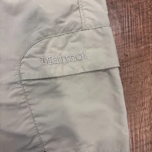 Marmot Shorts Women's 10 Tan Utility Hiking Outdoor Stretch Pockets 5" Inseam thumbnail 3