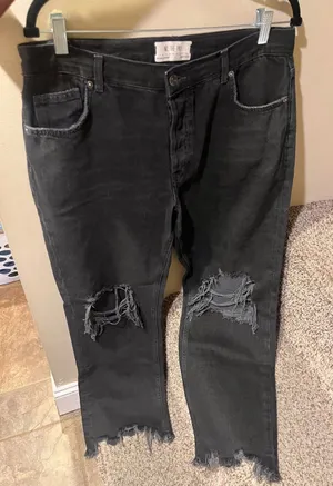 We The Free We The Free Black Distressed Maggie Mid-Rise Straight Jeans thumbnail 1