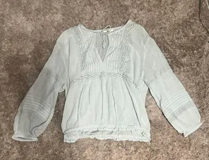 Forever 21 Long Sleeve Top thumbnail 1
