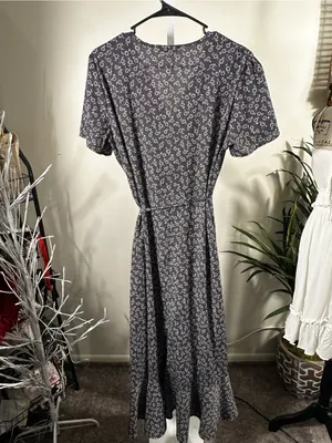 S183. Pretty Garden Black Floral Wrap Maxi Dress thumbnail 4