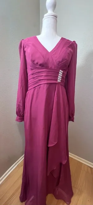#293 Berry V-neck long-sleeve chiffon Tea Length evening gown-Size 8/Medium thumbnail 1