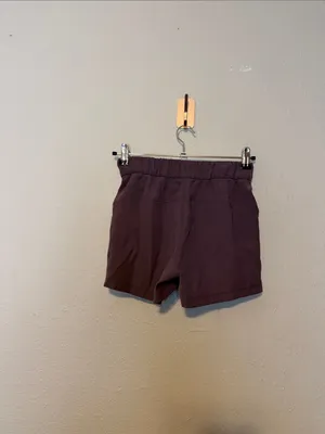 Lululemon On The Fly Short *Woven *2.5" Cherry Cola Size 2 thumbnail 6