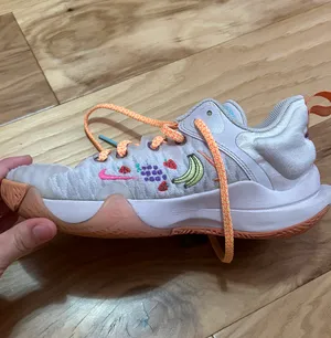 Women’s Basketball Shoes Fruit thumbnail 2