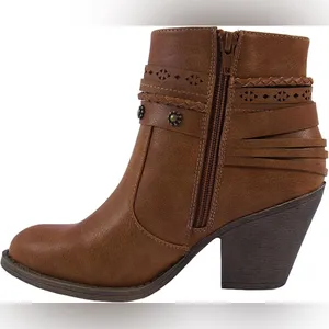 $80 NEW Jellypop Women's Jennifer Heeled Ankle Boots western 10 thumbnail 2