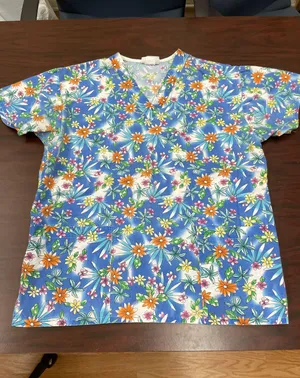 Peaches Uniform s Floral Scrub Top thumbnail 1