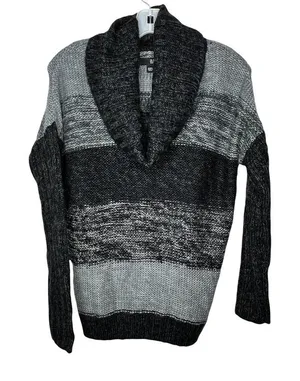 ANA‎ Sweater nwt thumbnail 1