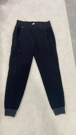 FIGS Scrub Pants thumbnail 2