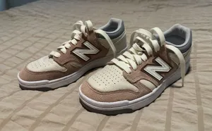 New Balance Sneakers Women’s thumbnail 1