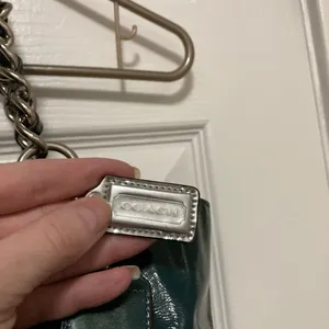 *Coach 18770 Chelsea Teal Hunter Green Patent Leather Tote Shoulder Bag thumbnail 14