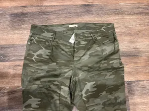 Cropped Pants thumbnail 3