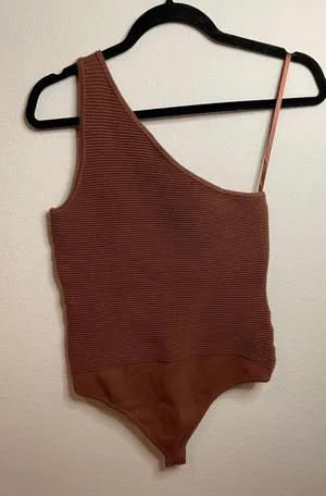 Abercrombie Knit One Shoulder Bodysuit NWOT thumbnail 1