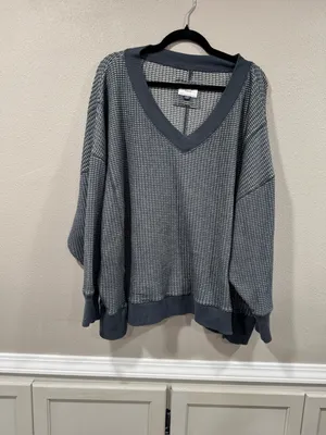 AE Big Hug V-Neck Waffle Navy Sweatshirt thumbnail 4