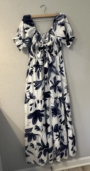 NWT Baltic Born Hilaria Maxi Dress Size‎ M White And blue thumbnail 1