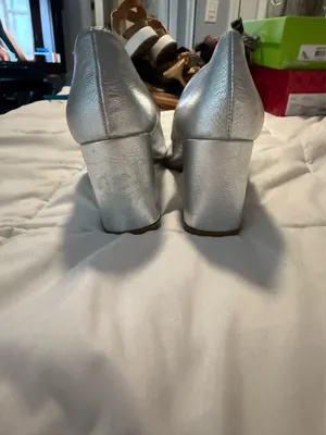 Elodie silver block pointy toe heels thumbnail 4