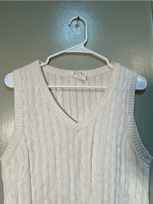 Avenu Women's Size Medium Sleeveless Sweater Vest Cream White V-Neck Cotton thumbnail 2
