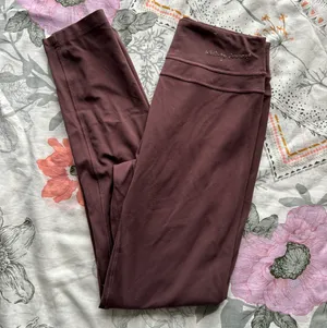 Gymshark X Whitney Simmons Leggings thumbnail 3