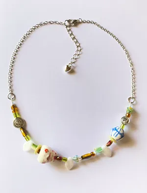 Handmade Kawaii porcelain maneki-neko (lucky cat) & Czech glass beads mix unisex necklace/choker💚🐈🌿 thumbnail 2