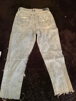 American Eagle Mom Jeans thumbnail 2